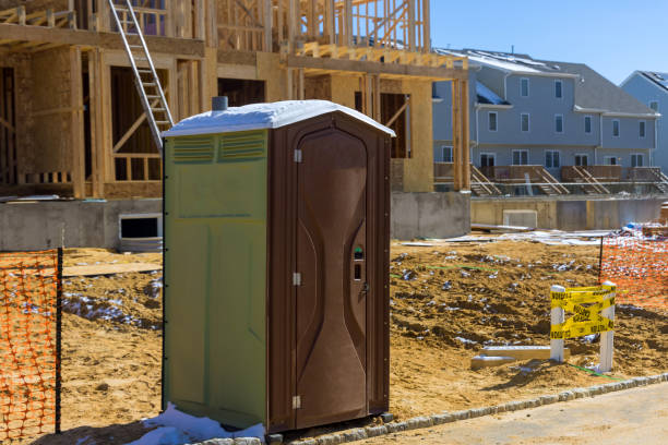 Portable Toilet Options We Offer in Hopwood, PA